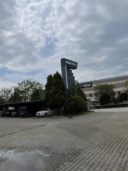 IMAGE 2 IMAGE 2